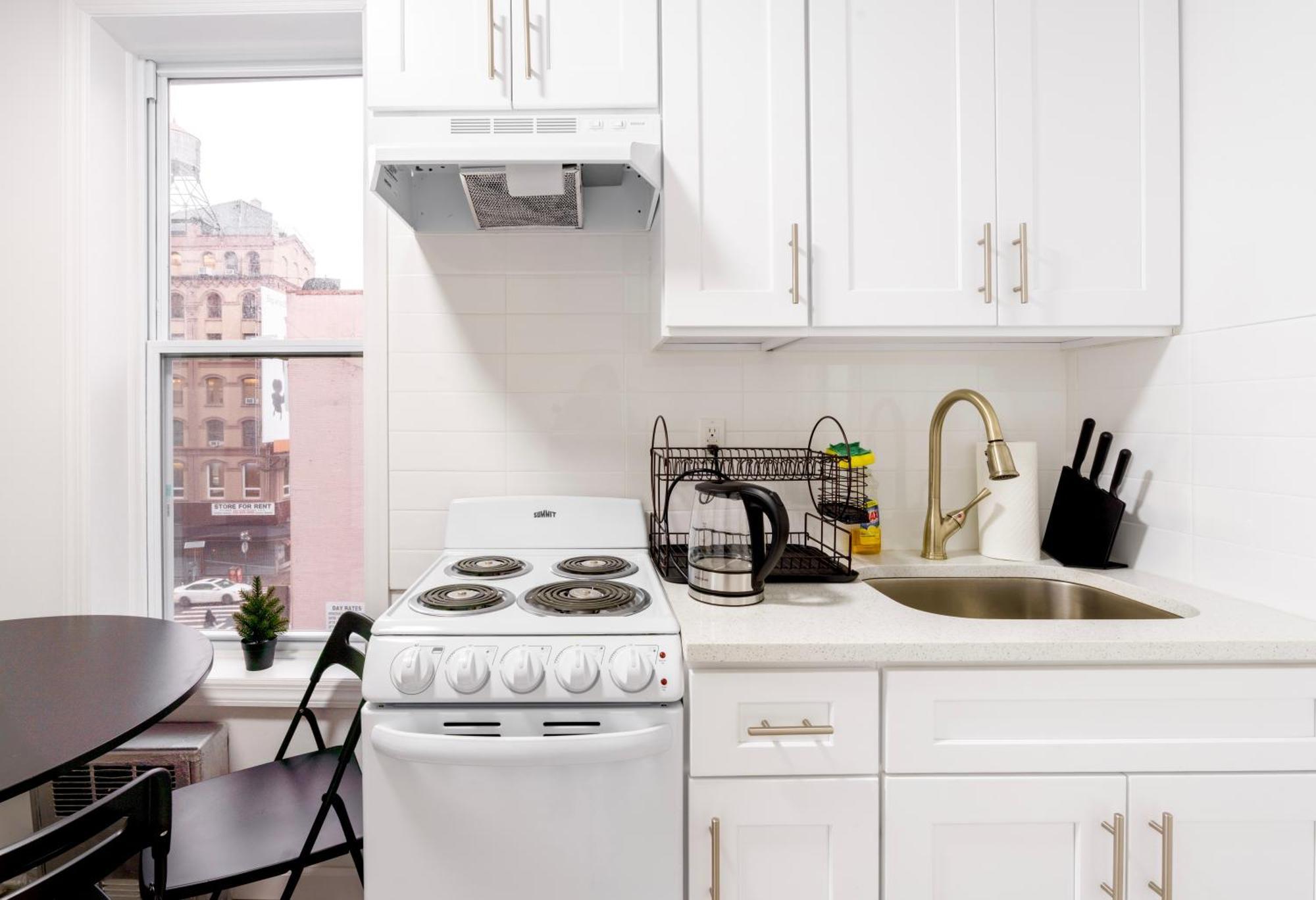 Homelike Suites In The Heart Of China Town New York Exterior photo