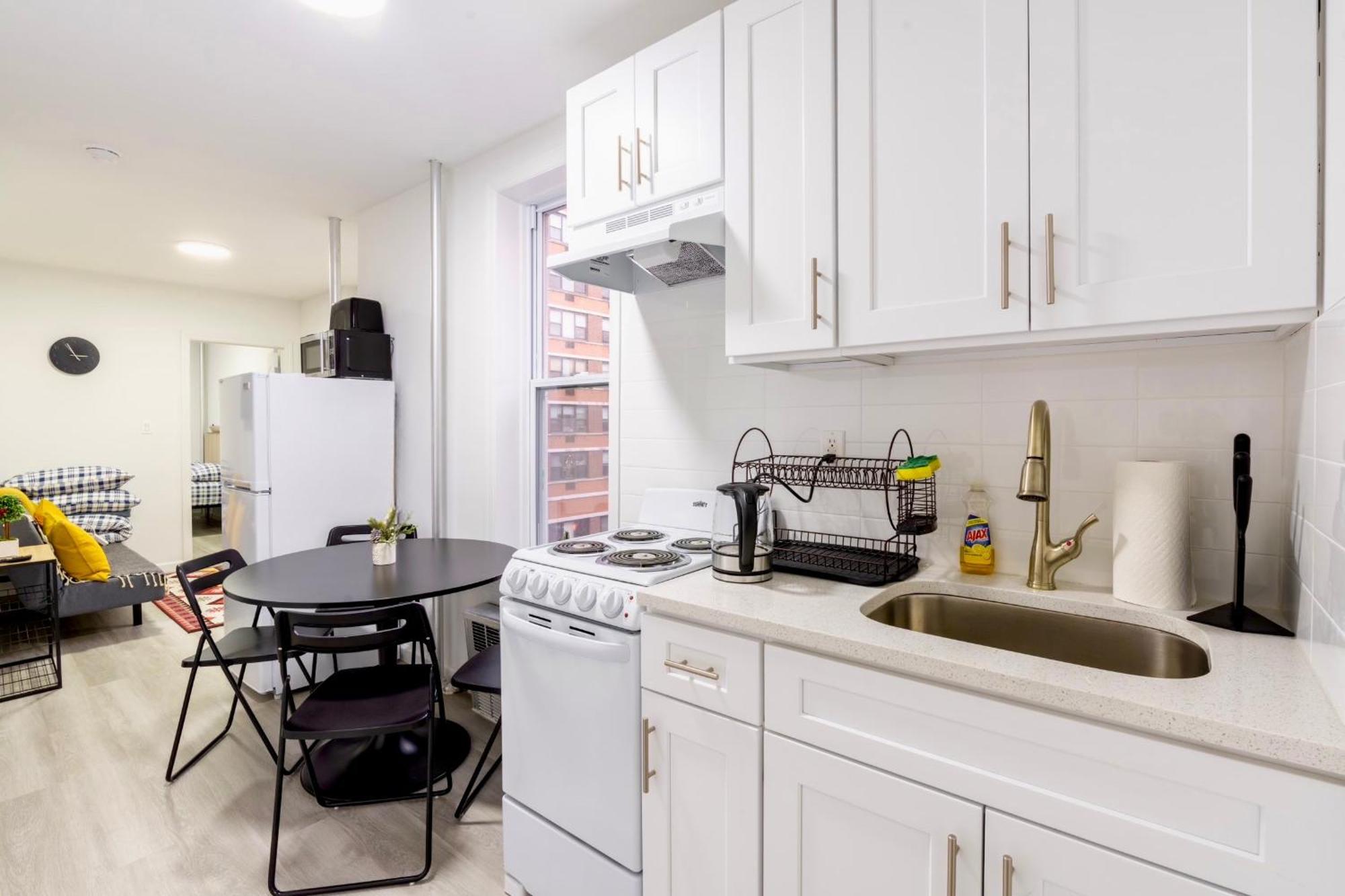 Homelike Suites In The Heart Of China Town New York Exterior photo